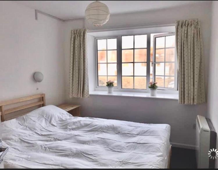 Great Price, Lovely Comfy Flat.2 Mins From The Sea 라임레지스 외부 사진