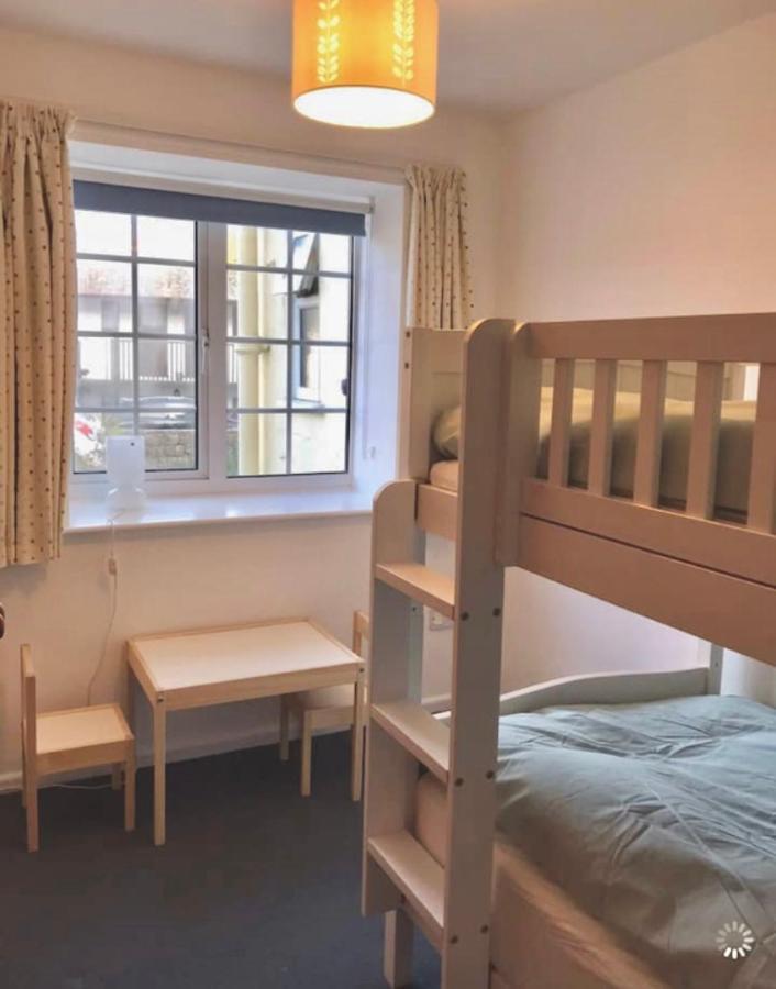Great Price, Lovely Comfy Flat.2 Mins From The Sea 라임레지스 외부 사진